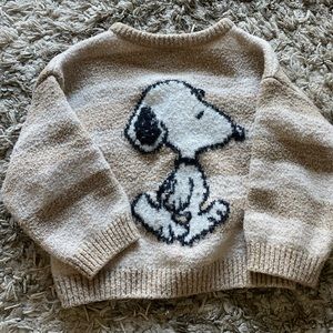 Zara peanuts sweater